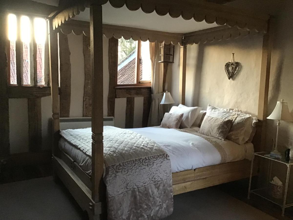 Valley Farmhouse, Westhall Bed & Breakfast 4*