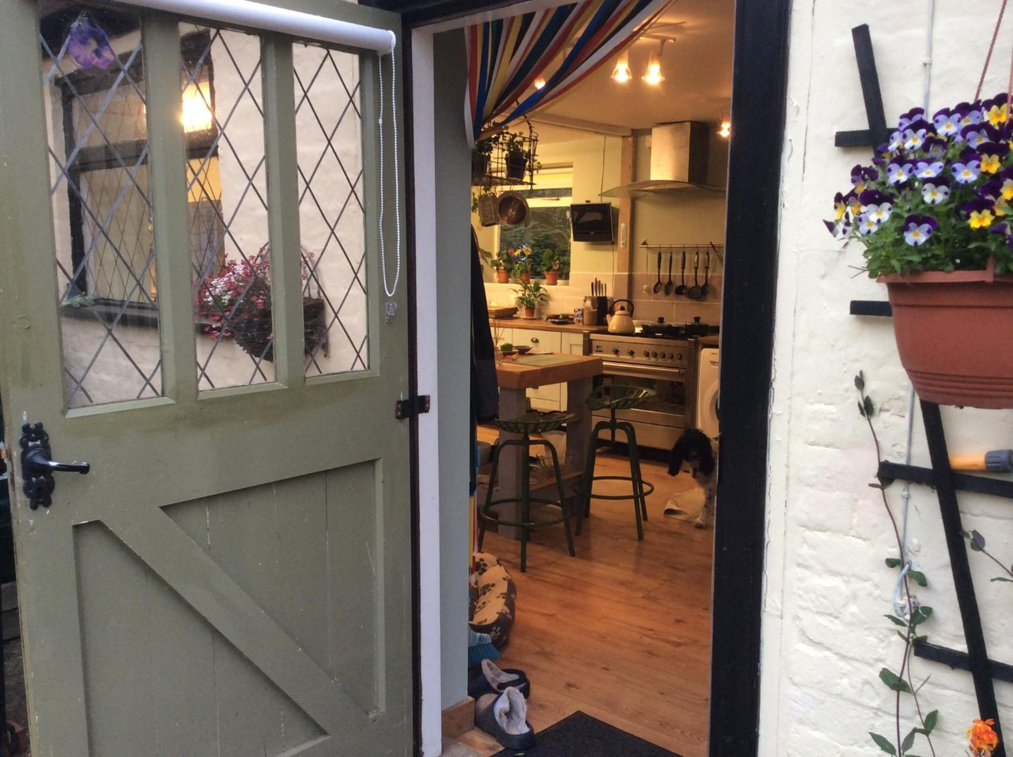 Valley Farmhouse, Westhall Bed & Breakfast 4*
