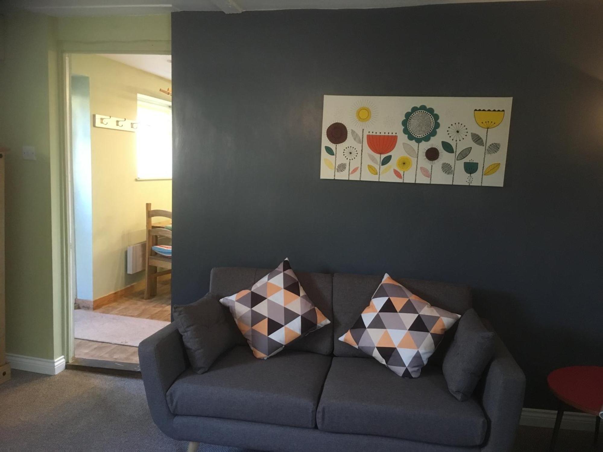 Valley Farmhouse, Westhall 4*