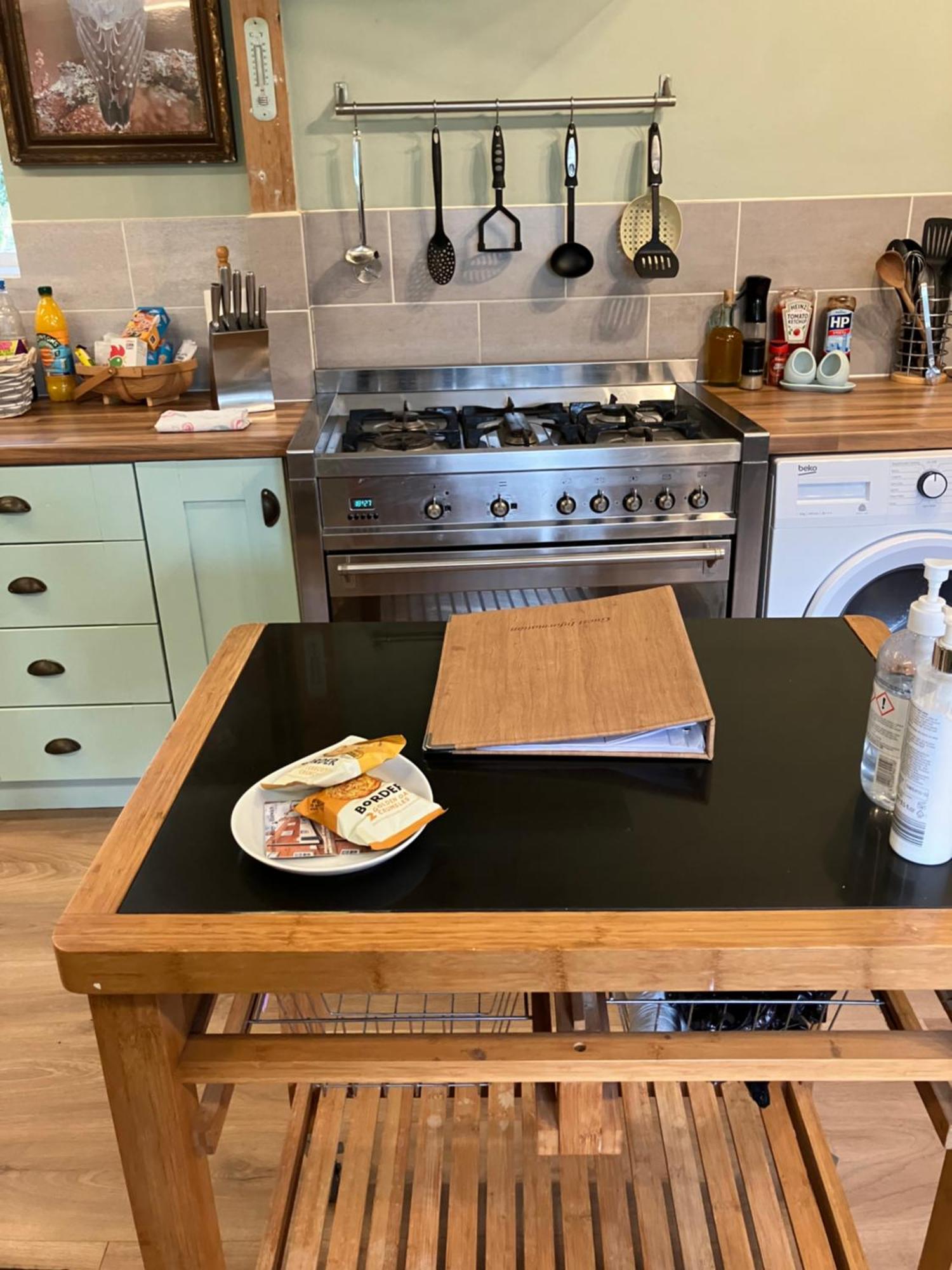Valley Farmhouse, Westhall 4*